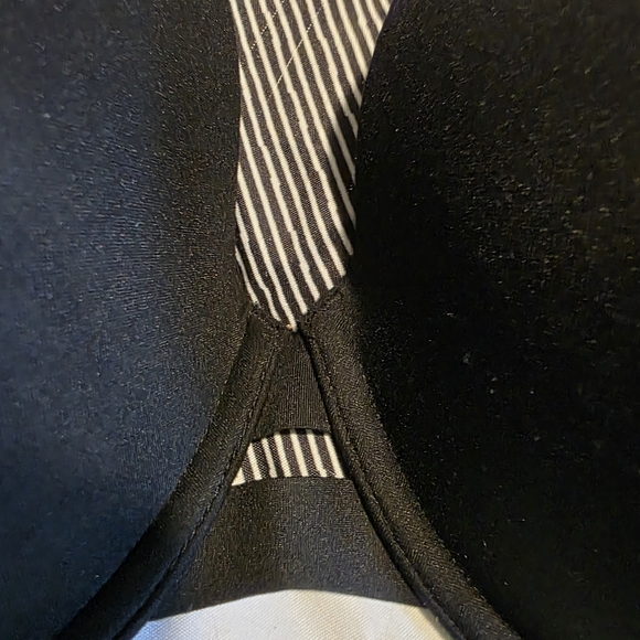 Warner's Black and Tan Bra Duo - Picture 7 of 11